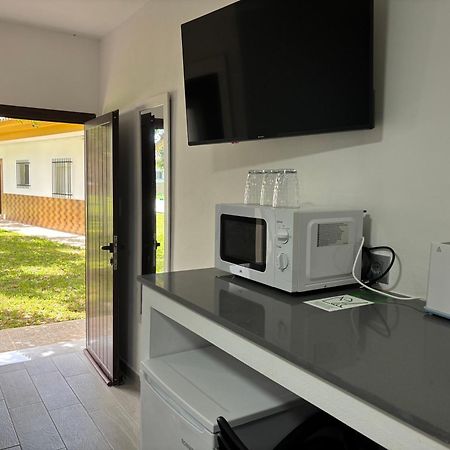 Hostal Los Mellizos Коніль-де-ла-Фронтера Екстер'єр фото